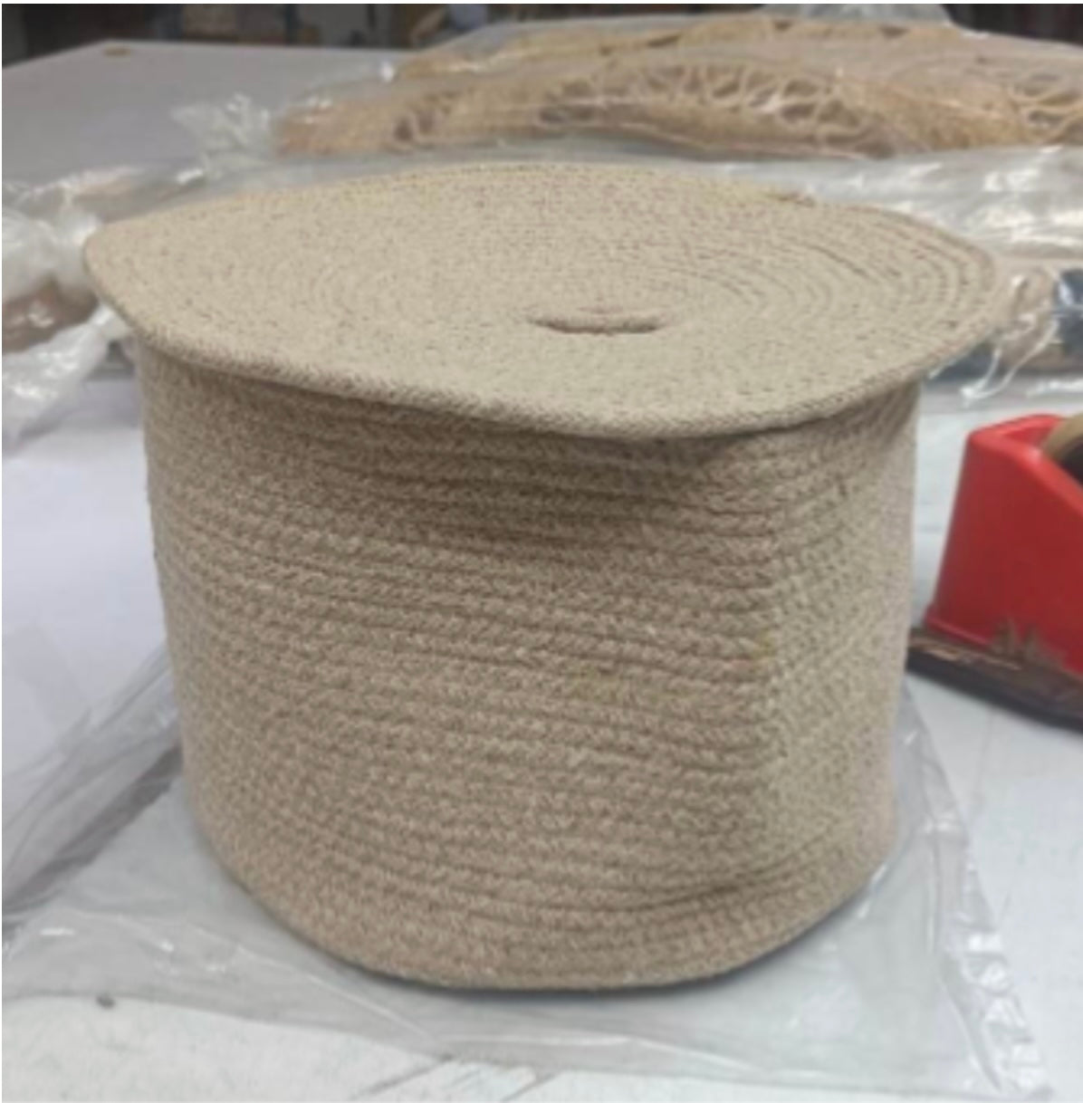 Jute Basket with lid
